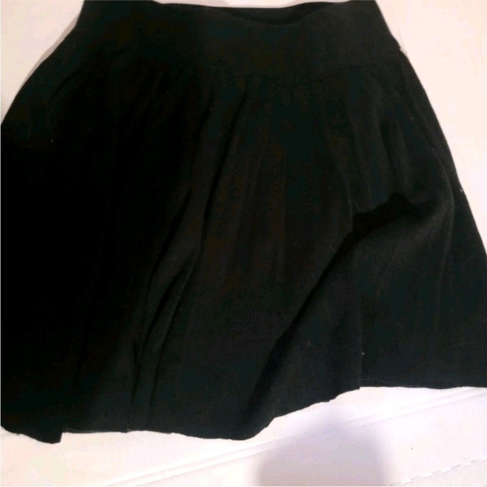 Soft pleated Elegant Black  mini Skirt size M - Picture 2 of 4